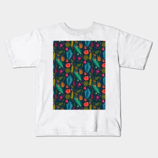 Jungle design, jungle illustration. Bring the rainforest into your home. Kids T-Shirt